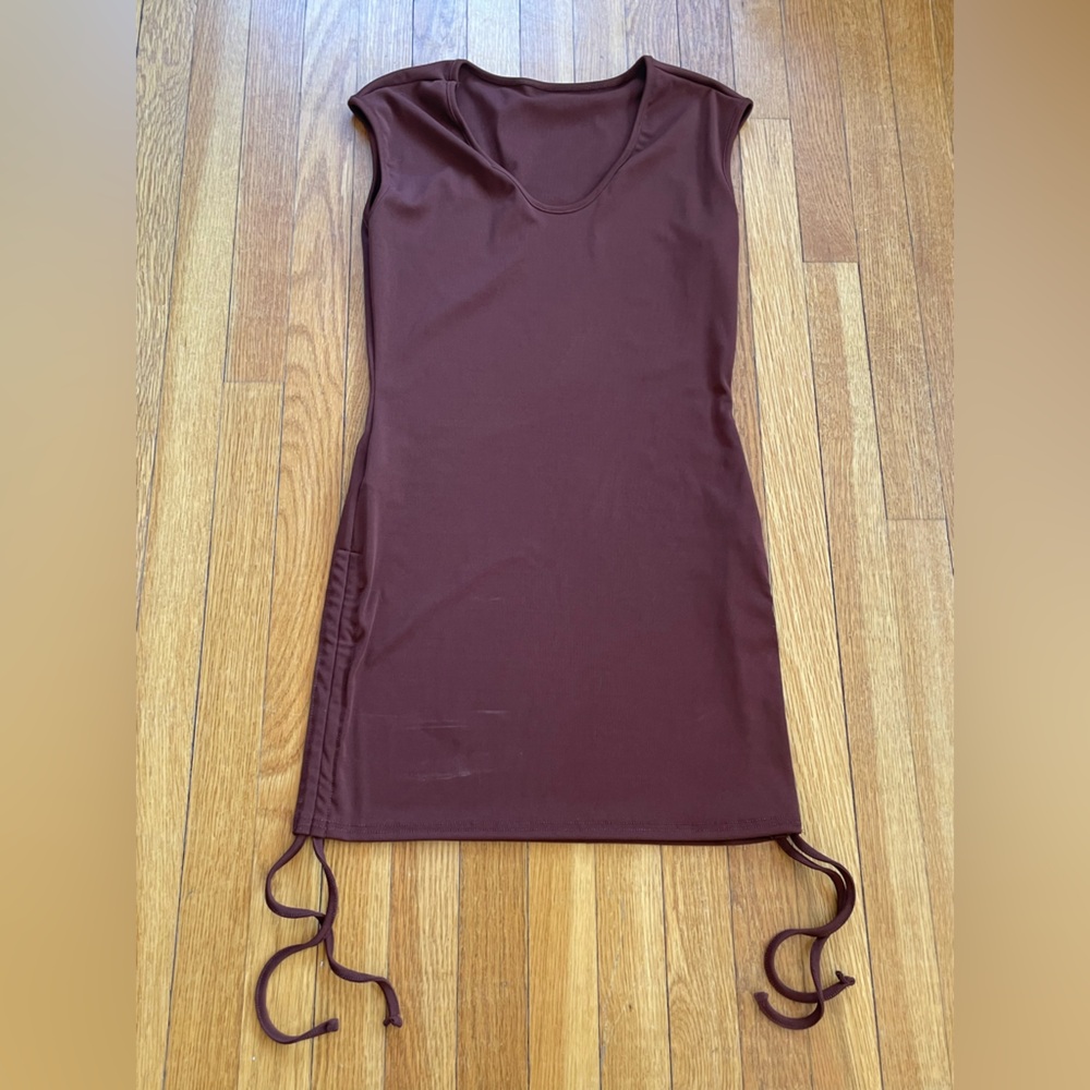 Brown Bodycon Midi Dress Sleek Minimalist Fitted Size L new with tags
